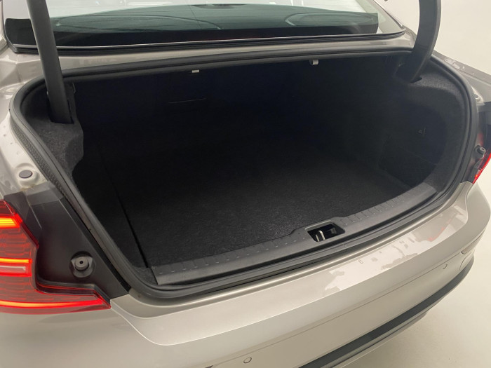 Volvo S60 B5 AWD ULTIMATE DARK AUT CZ