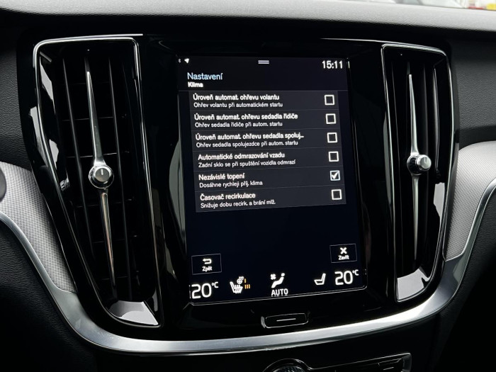 Volvo V60 T4 R-DESIGN AUT 1.maj.