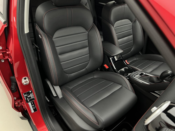 MG ZS 1.0T EXCLUSIVE AUT CZ 1.maj. 1.0 Exclusive