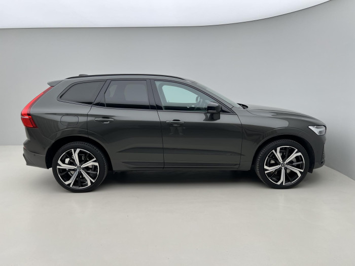 Volvo XC60 B5 AWD R-DESIGN AUT