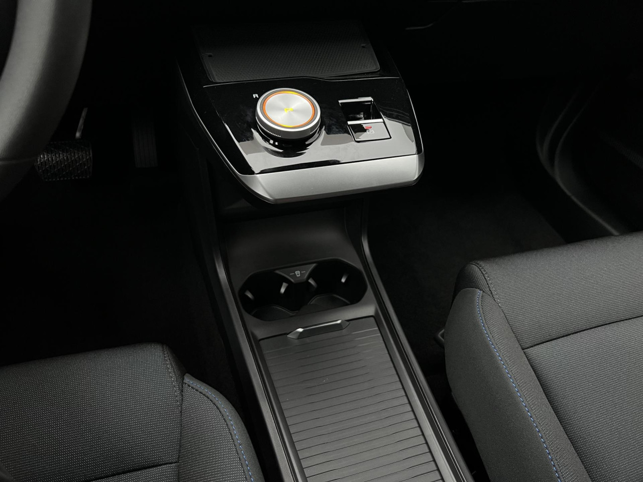 MG MG4 EV EMOTION 51kWh AUT 1.maj.