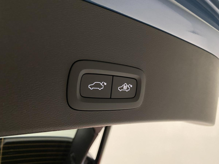 Volvo XC40 B4 AUT DARK ULTRA