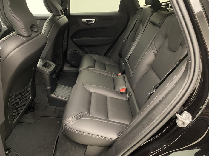 Volvo XC60 T6 AWD AUT DARK PLUS