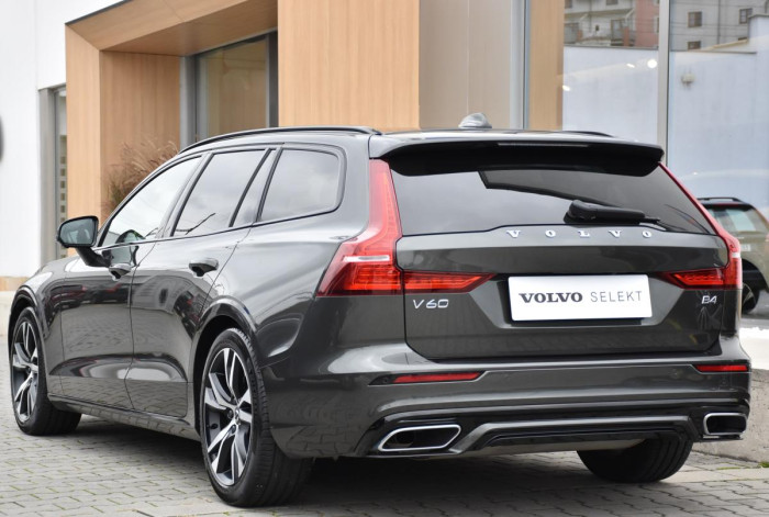 Volvo V60 B4 R-Design AUT 1.maj.