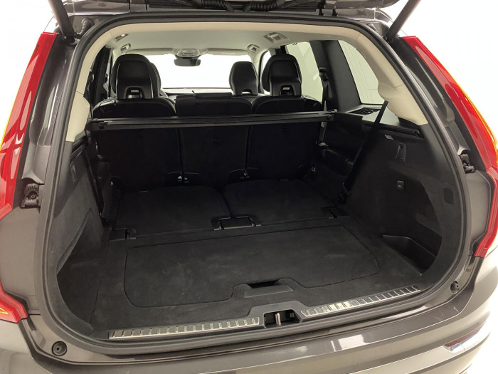 Volvo XC90 B5 AWD PLUS BRIGHT CZ 1.maj