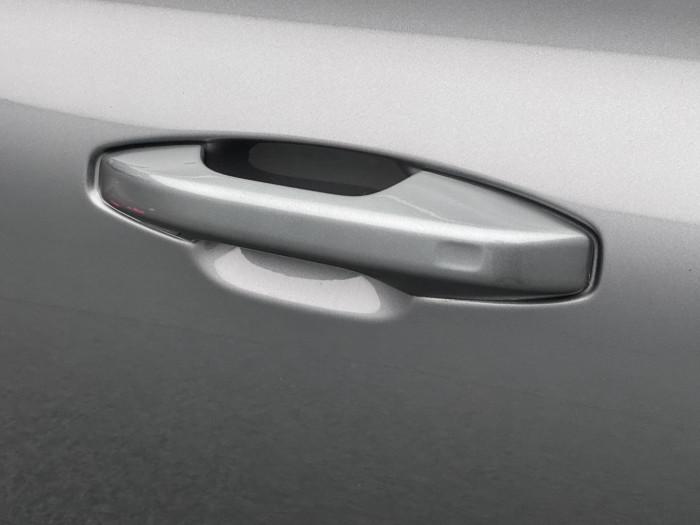 Volvo V60 B4 MOMENTUM PRO REZERVACE 2.0 Momentum