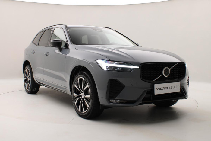 Volvo XC60 B4 AWD PLUS DARK REZERVACE 2.0 Plus
