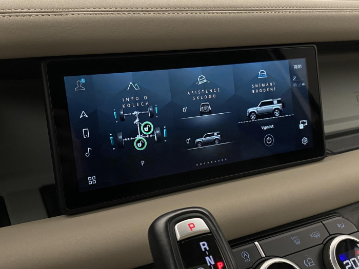 Land Rover Defender P400 SE AWD AUT REZERVACE 3.0 SE