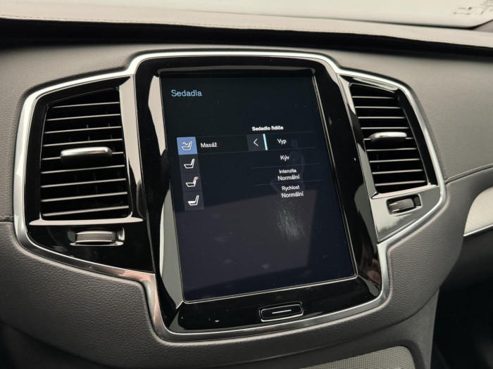 Volvo XC90 B5 AWD R-DESIGN AUT CZ