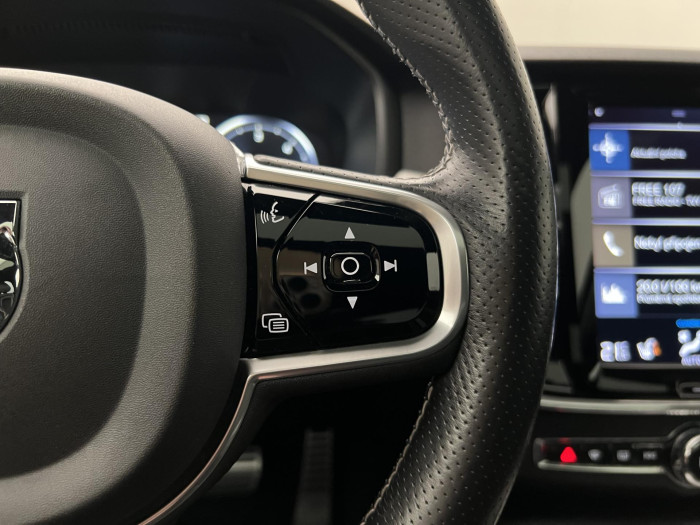 Volvo S90 D4 AWD R-DESIGN AUT 2.0 d