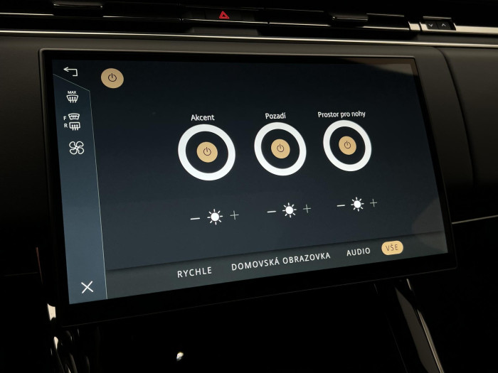 Land Rover Range Rover Sport D250 DYNAMIC SE REZERVACE 3.0 d Dynamic SE