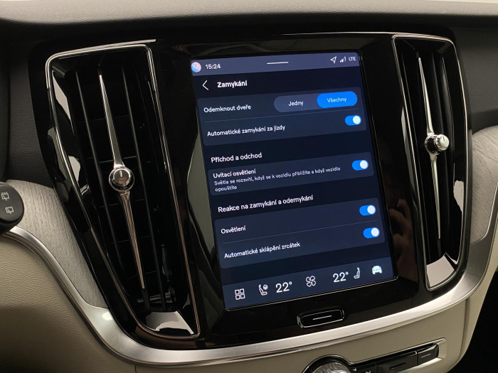 Volvo V60 B4 AUT BRIGHT PLUS