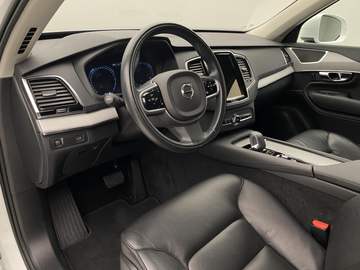 Volvo XC90 B5 AWD MOMENTUM AUT CZ 2.0 Momentum