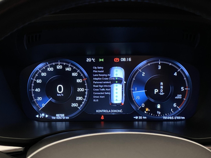 Volvo XC60 B4 AWD DARK PLUS AUT