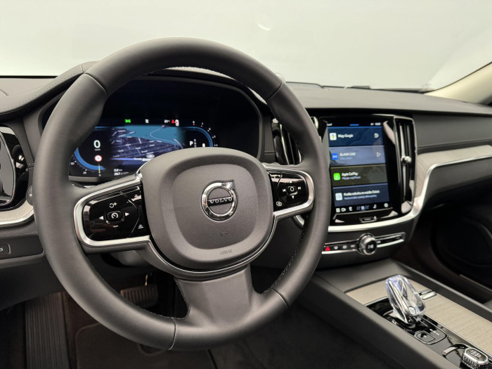 Volvo V60 CC B5 AWD ULTIMATE AUT 1.maj. 2.0 CC CC