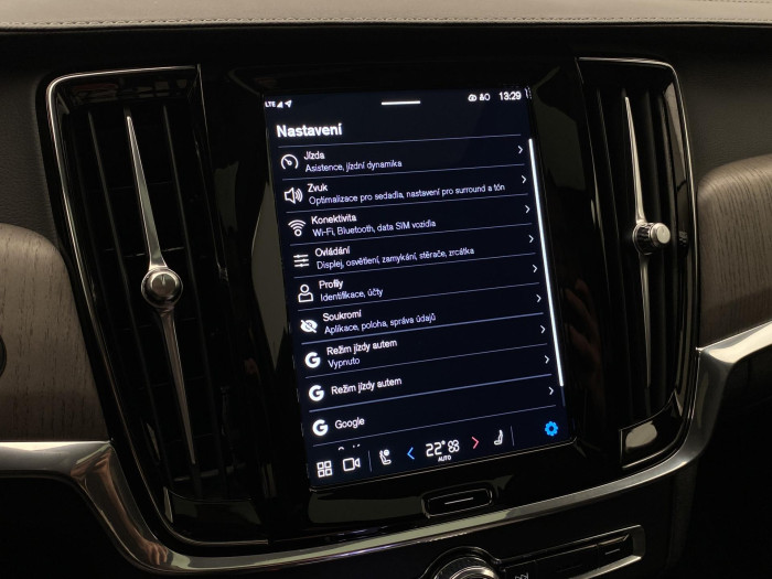 Volvo S90 B5 AWD BRIGHT REZERVACE