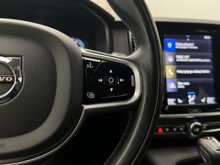 Volvo S90 T4 MOMENTUM AUT 2.0 Momentum