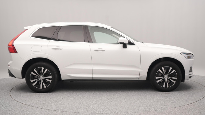 Volvo XC60 B4 AWD PLUS DARK AUT CZ