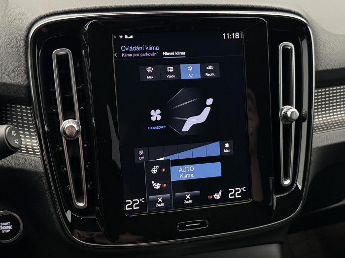 Volvo XC40 B4 AWD R-DESIGN AUT 1.maj CZ