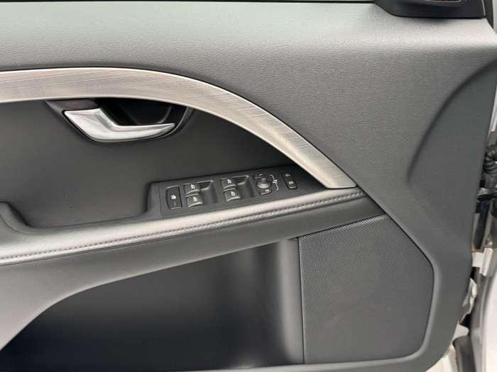 Volvo S80 D5 SUMMUM AUT 2.4 d Summum