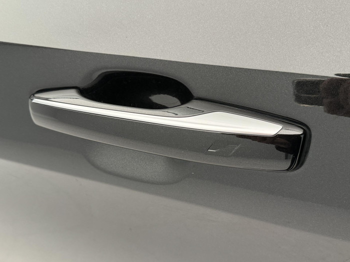 Lynk & Co 01 PHEV DCT AUT REZERVACE