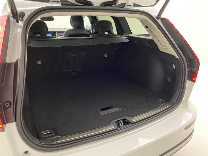 Volvo V60 B4 AUT BRIGHT PLUS