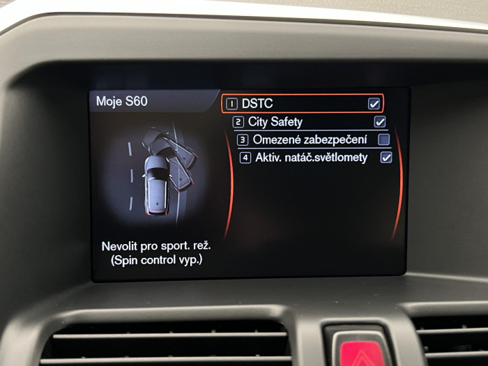 Volvo XC60 D3 AWD MOMENTUM AUT CZ 2.4 d Momentum