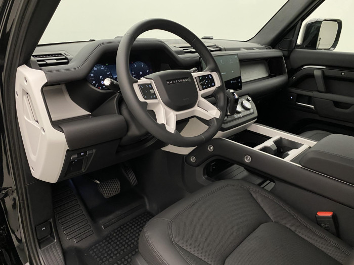 Land Rover Defender 110 D200 S AWD AUT REZERVACE 3.0 d