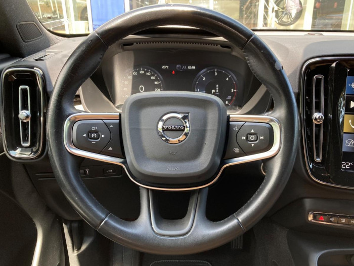 Volvo XC40 D4 AWD INSCRIPTION REZERVACE 2.0 d