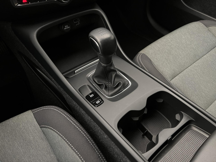 Volvo XC40 T3 MOMENTUM 1.maj. 1.5 Momentum