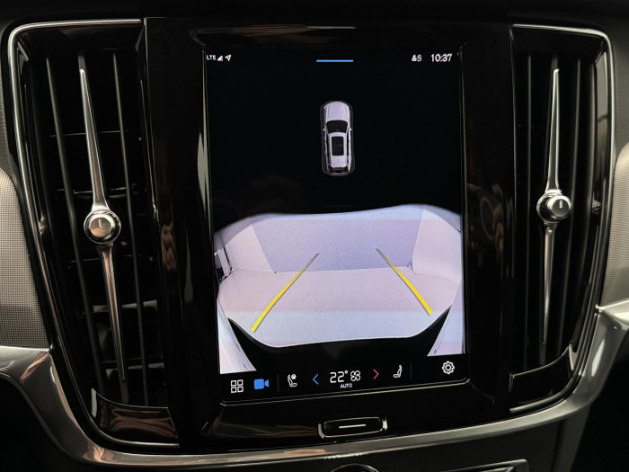 Volvo V90 CC B4 AWD PLUS BRIGHT AUT CZ