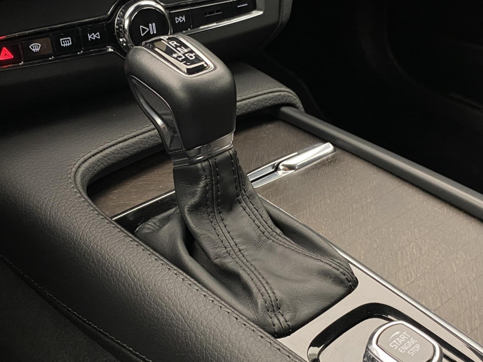 Volvo V90 CC D5 AWD INSCRIPTION AUT 2.0 d CC CC