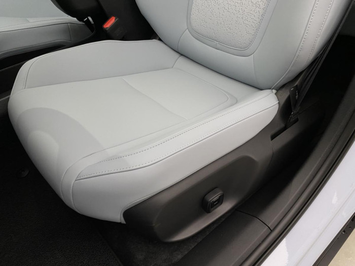 Volvo EX30 PURE ELECTRIC TWIN AWD ULTRA