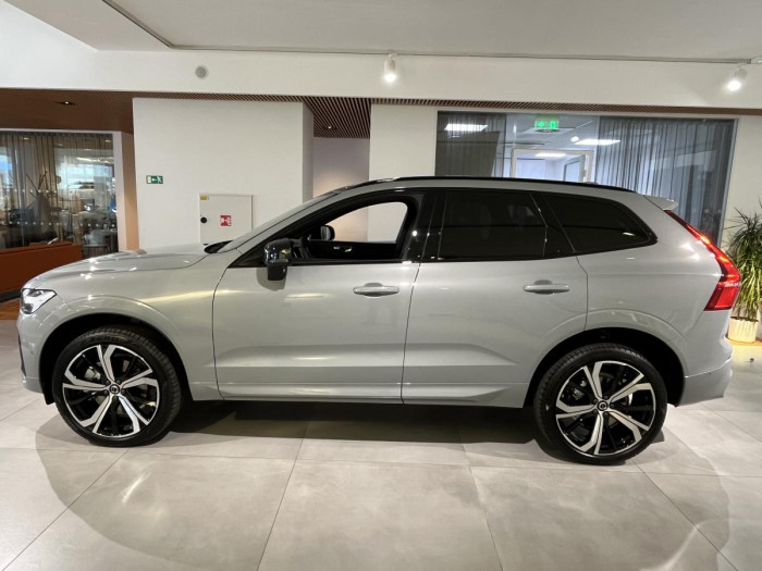 Volvo XC60 B5 AWD AUT DARK PLUS