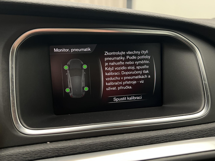 Volvo V40 D2 KINETIC 2.0 d