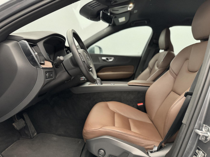 Volvo XC60 B4 INSCRIPTION AUT CZ 1 .maj