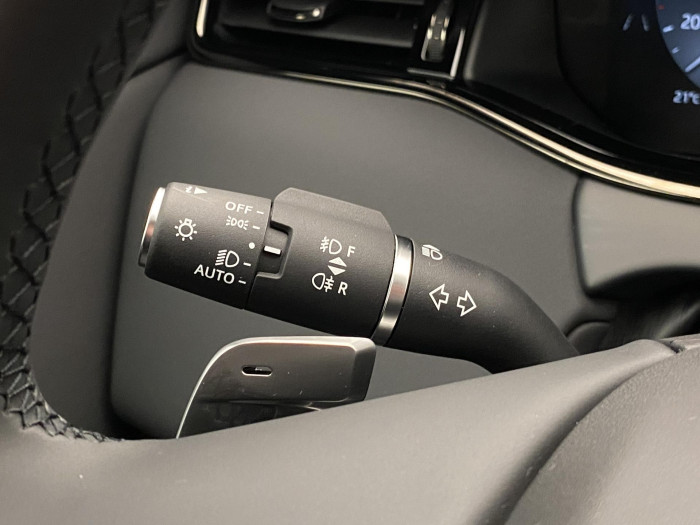 Land Rover Range Rover Evoque D165 R-DYNAMIC SE  AWD AUT 2.0 d Dynamic SE