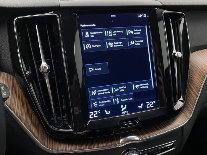 Volvo XC60 D3 AWD MOMENTUM AUT CZ 2.0 d Momentum