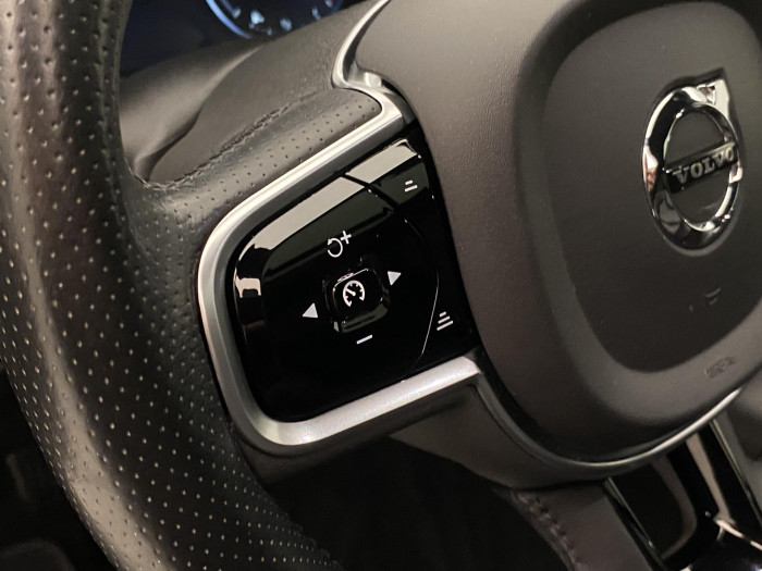 Volvo V90 CC D4 AWD MOMENTUM AUT 2.0 d CC CC Momentum