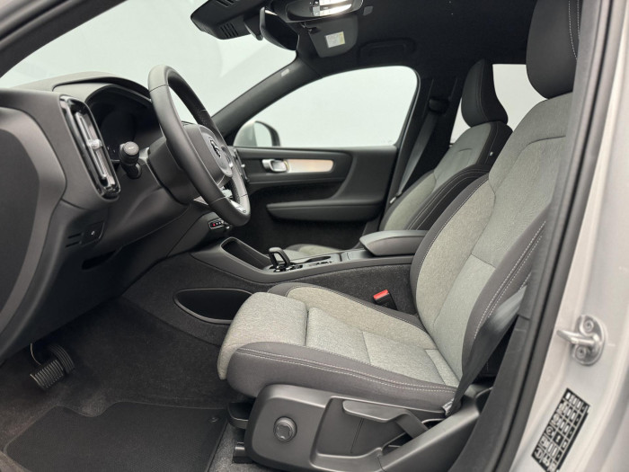Volvo XC40 B4 CORE AUT 1. maj.