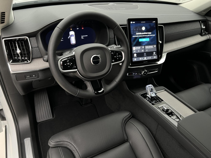 Volvo XC90 T8 AWD RECHARGE DARK PLUS AUT