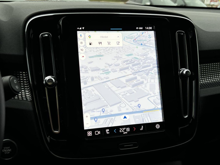 Volvo XC40 B4 DARK ULTIMATE Aut CZ