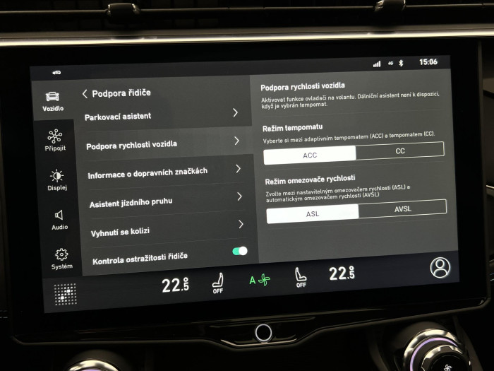 Lynk & Co 01 PHEV DCT AUT