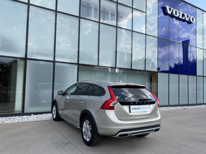 Volvo V60 CROSS COUNTRY D3 Aut CZ 2.0 d