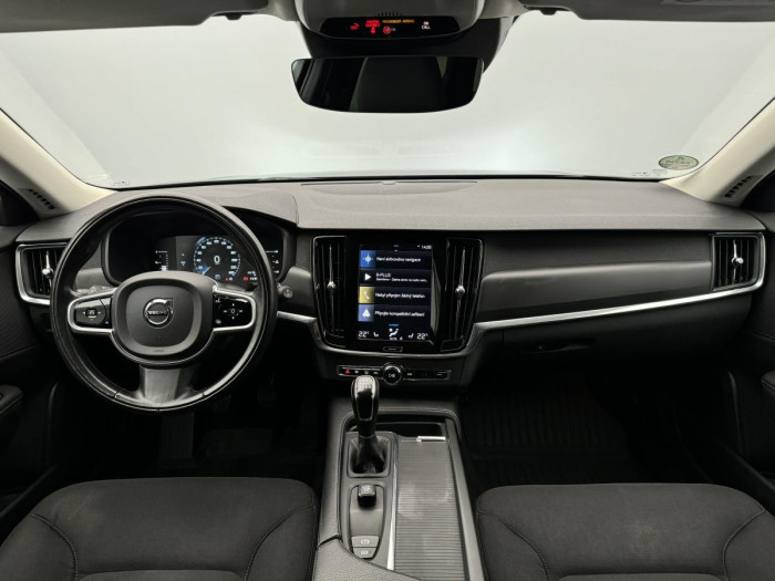 Volvo V90 D3 MOMENTUM AUT 2.0 d Momentum