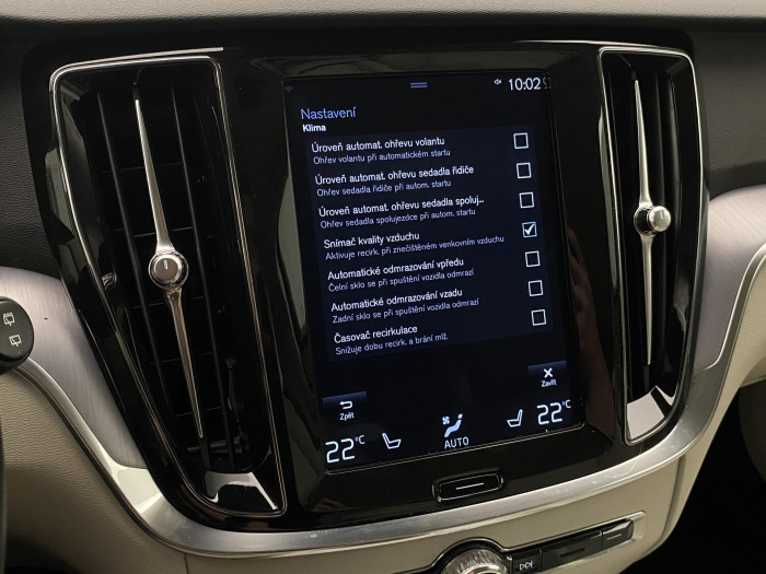 Volvo V60 D3 MOMENTUM PRO REZERVACE 2.0 d Momentum