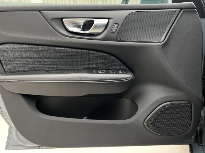 Volvo V60 B3 CORE AUT 1.maj.