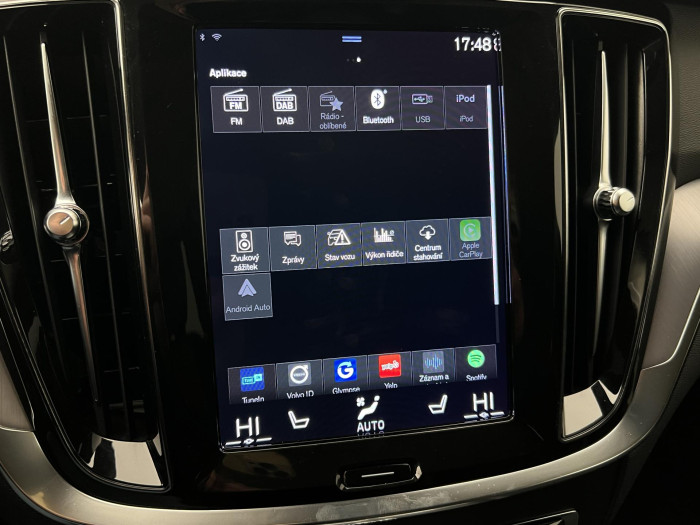 Volvo V60 B4 MOMENTUM AUT 2.0 Momentum