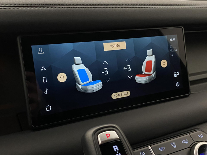 Land Rover Defender D300 SE AWD AUT CZ REZERVACE 3.0 d SE