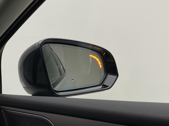 Volvo V60 B4 AUT DARK PLUS